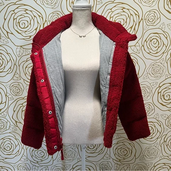 Abercrombie & Fitch red Sherpa Puffer Jacket - Picture 7 of 8